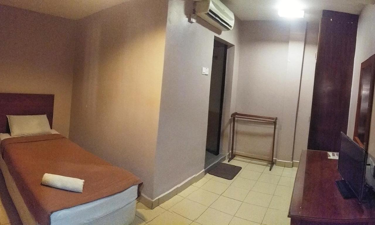 Tropicana Hotel Gemas Dış mekan fotoğraf